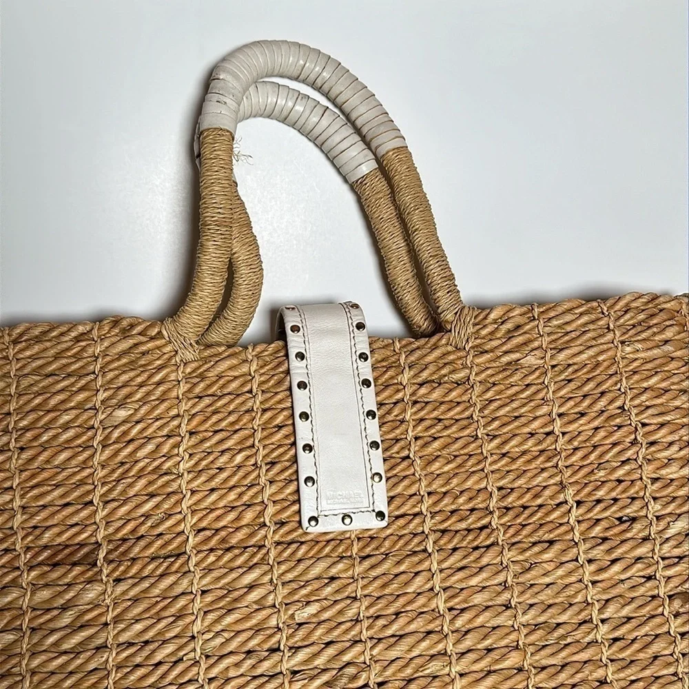 MICHAEL KORS Vintage large straw husk and white leather with gold tone studs